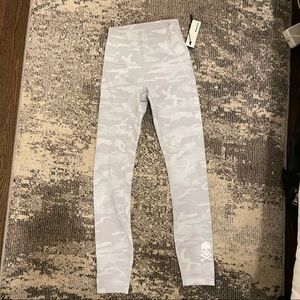 NWT LULULEMON x SOUL CYCLE LEGGINGS